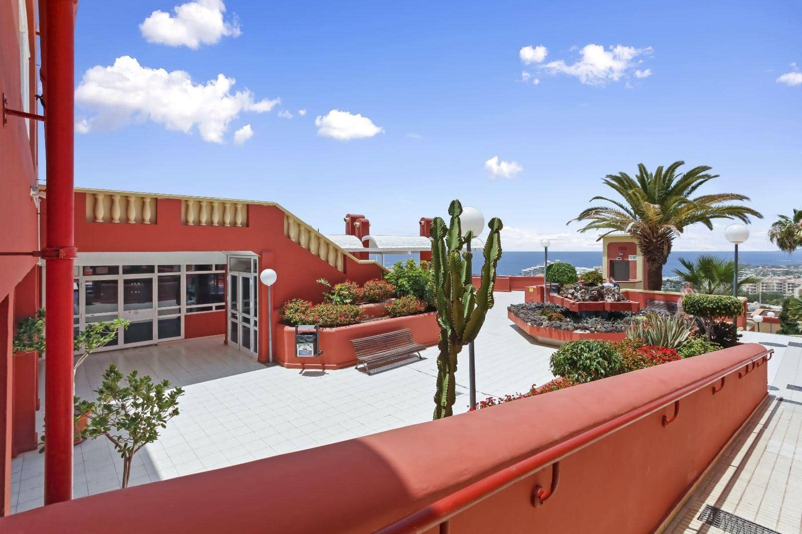 1 sovrum Lägenhet till salu i San Eugenio med pool - 219 000 € (Ref: 7604161)