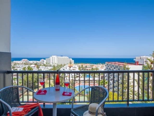 Studio te koop in Playa de las Americas, Arona met zwembad - € 295.000 (Ref: 7933987)