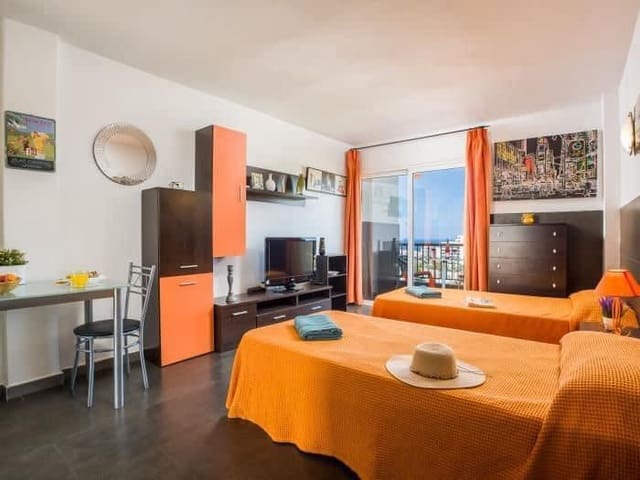 Studio te koop in Playa de las Americas, Arona met zwembad - € 295.000 (Ref: 7933987)