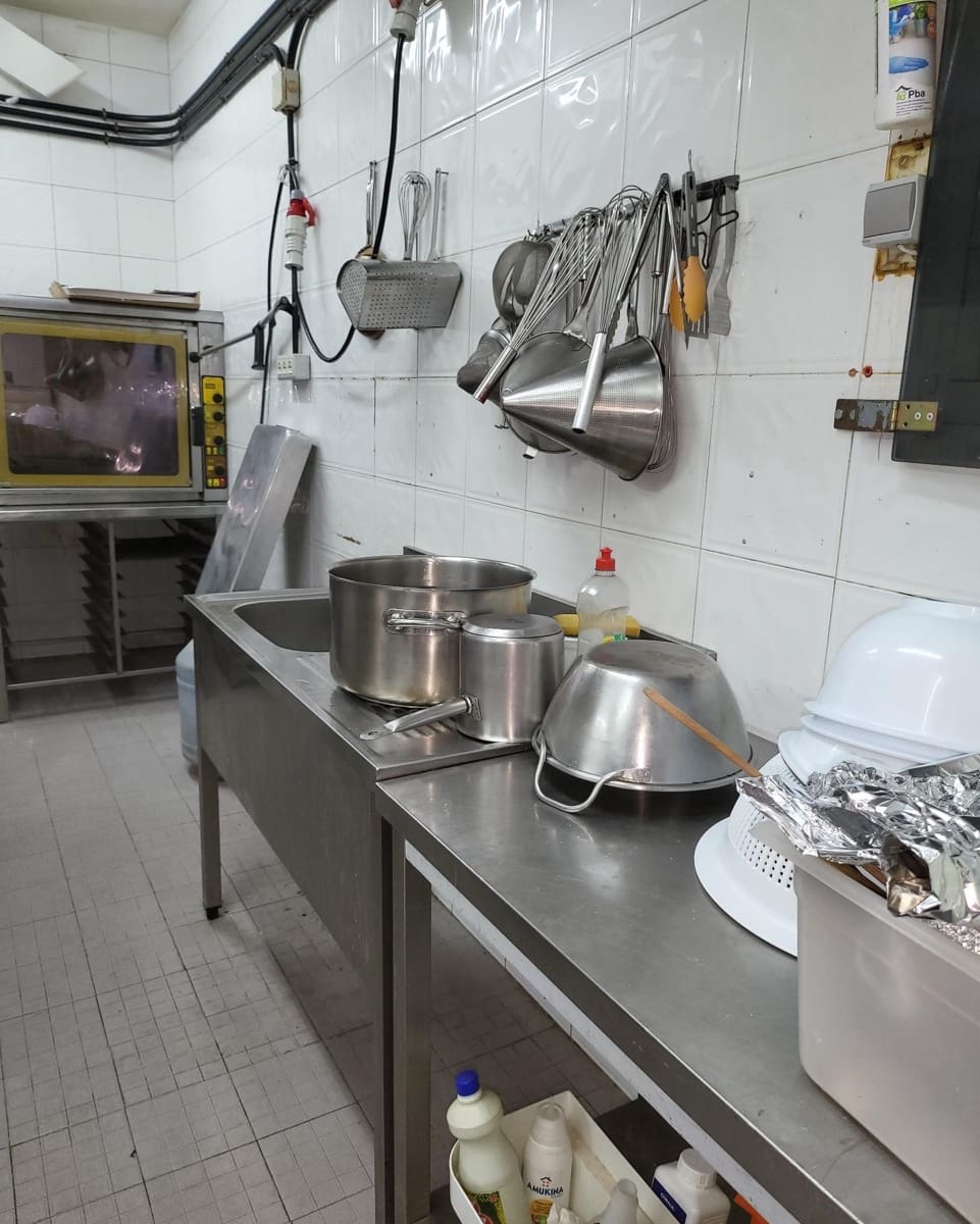 Commercieel te koop in Adeje - € 120.000 (Ref: 8010607)