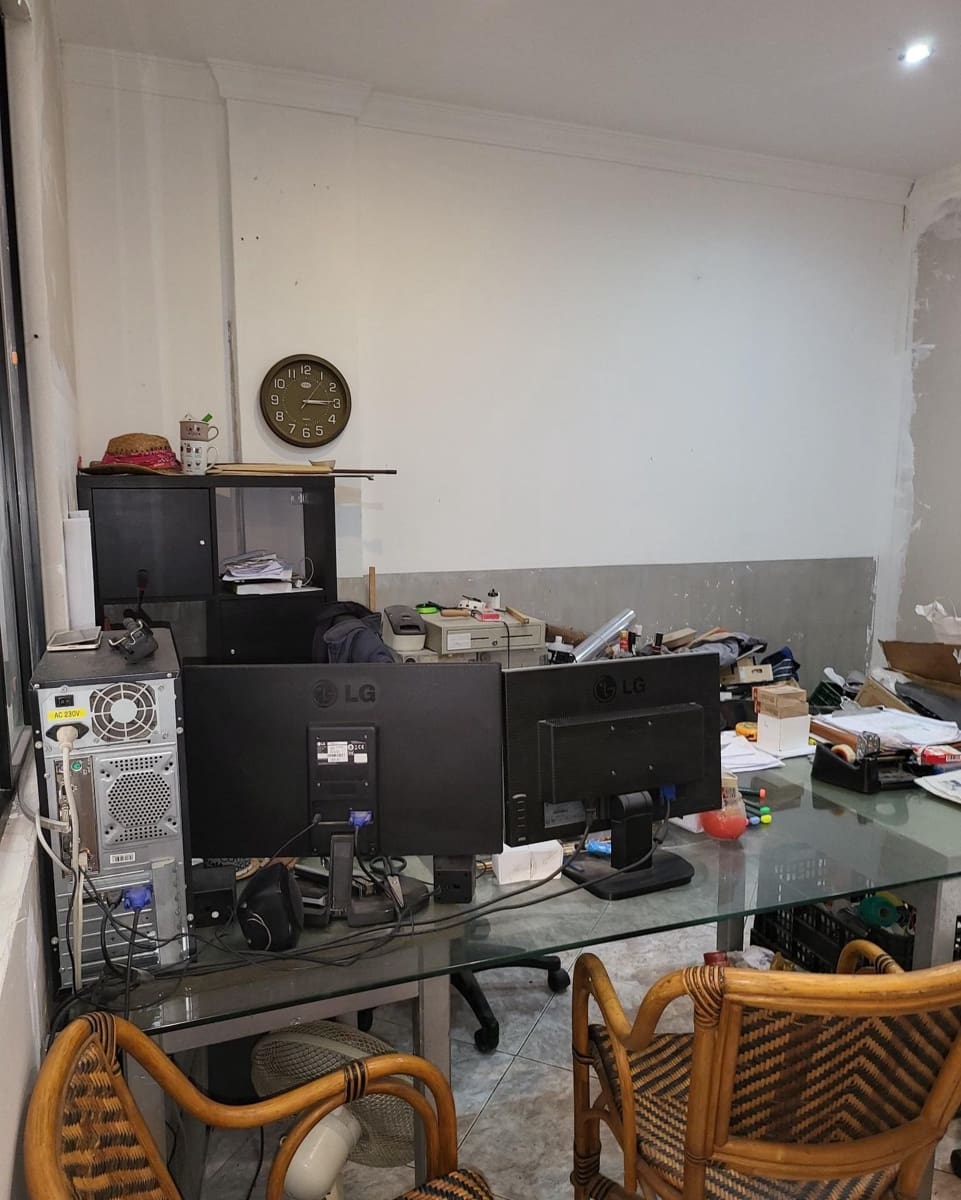 Kaupallinen myytävänä paikassa Adeje - 120 000 € (Ref: 8010607)