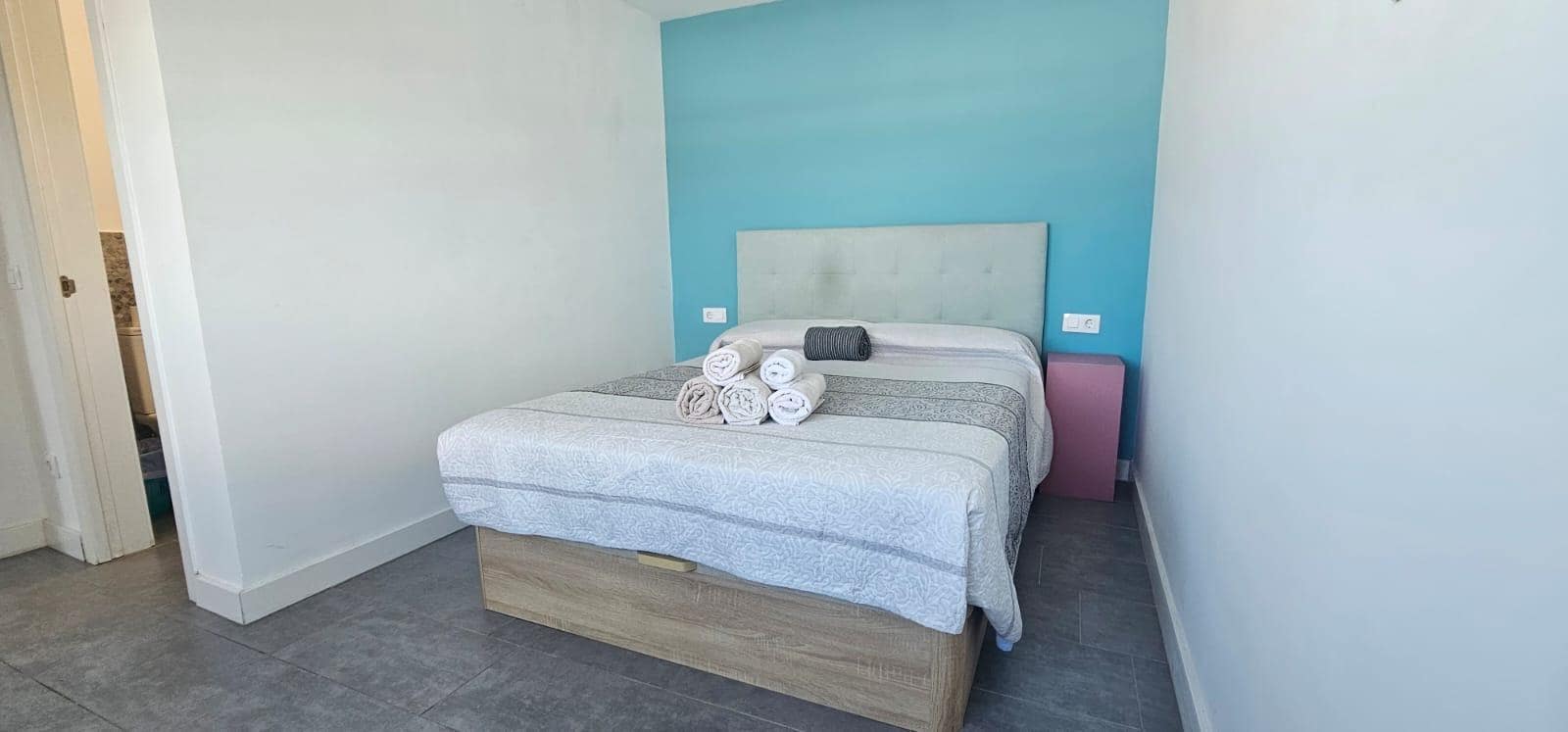 1 quarto Penthouse para arrendar em Arona com piscina - 1 300 € (Ref: 8117330)