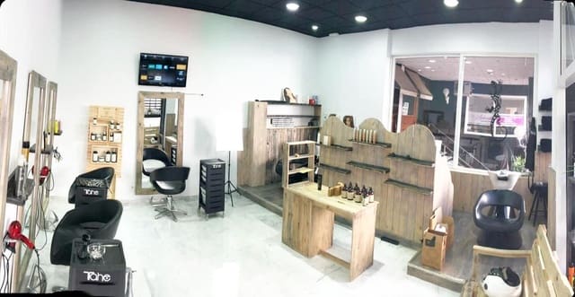 Erhverv til salg i Los Cristianos, Arona - € 49.900 (Ref: 8295718)