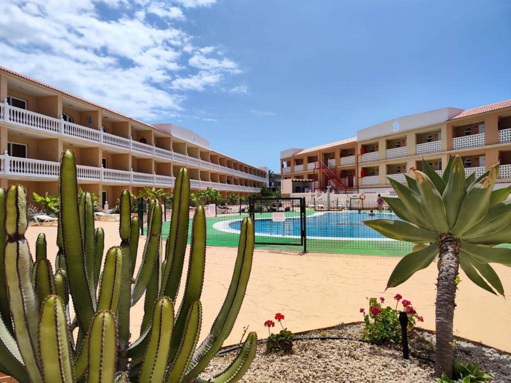 1 quarto Apartamento para venda em Costa del Silencio com piscina - 221 200 € (Ref: 8377388)