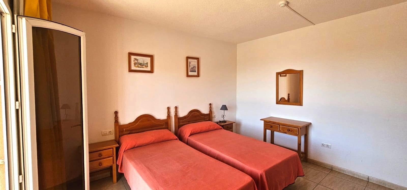 1 quarto Apartamento para venda em Costa del Silencio com piscina - 221 200 € (Ref: 8377388)