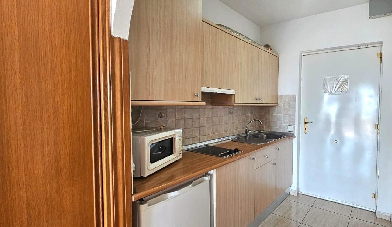 1 quarto Apartamento para venda em Costa del Silencio com piscina - 221 200 € (Ref: 8377388)