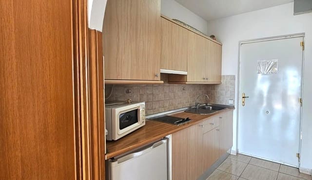 1 quarto Apartamento para venda em Costa del Silencio, Arona com piscina - 188 000 € (Ref: 8382670)