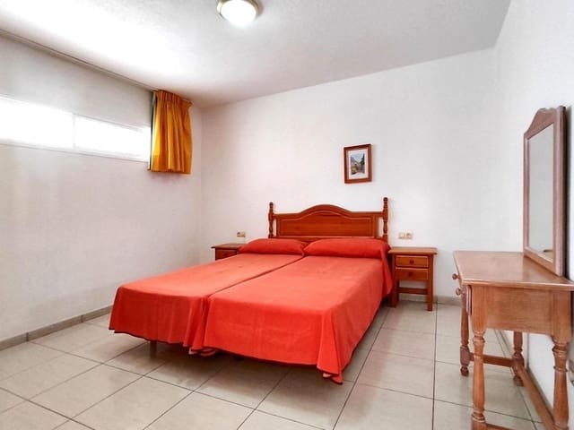 1 soverom Leilighet til salgs i Costa del Silencio, Arona med svømmebasseng - € 188 000 (Ref: 8382670)