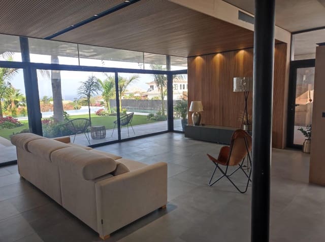 4 soveværelse Villa til salg i Playa Paraiso, Adeje med swimmingpool garage - € 5.500.000 (Ref: 8488851)