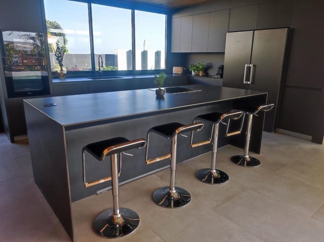 4 soveværelse Villa til salg i Playa Paraiso, Adeje med swimmingpool garage - € 5.500.000 (Ref: 8488851)