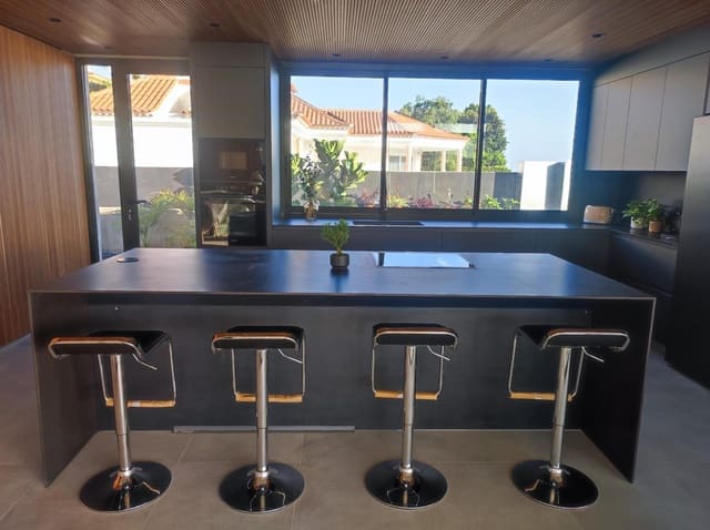 4 soveværelse Villa til salg i Playa Paraiso, Adeje med swimmingpool garage - € 5.500.000 (Ref: 8488851)