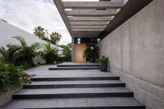 4 sypialnia Willa na sprzedaż w Playa Paraiso, Adeje z basenem garażem - 5 500 000 € (Ref: 8488851)