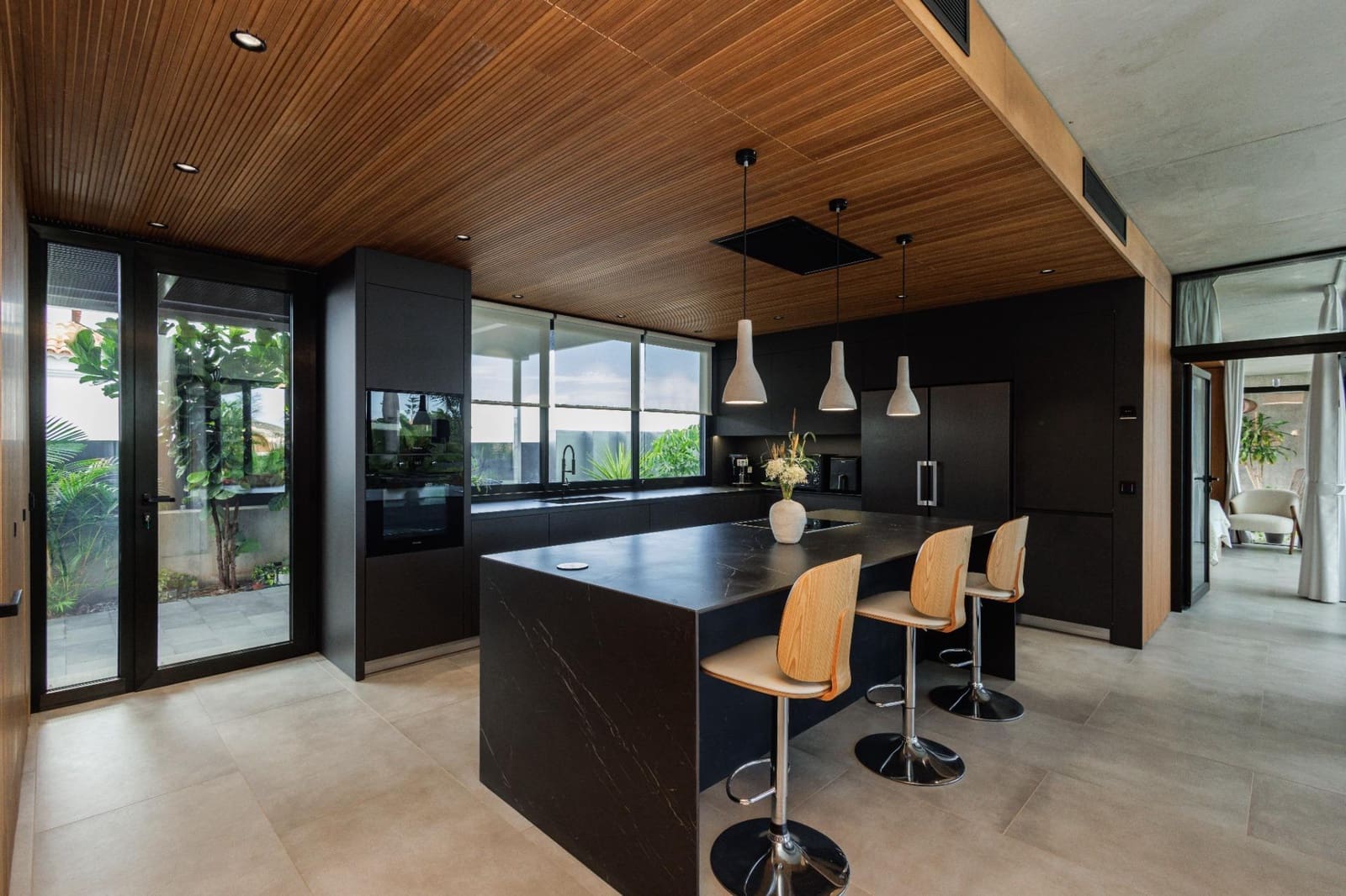 4 soverom Villa til salgs i Playa Paraiso med svømmebasseng garasje - € 5 500 000 (Ref: 8488851)