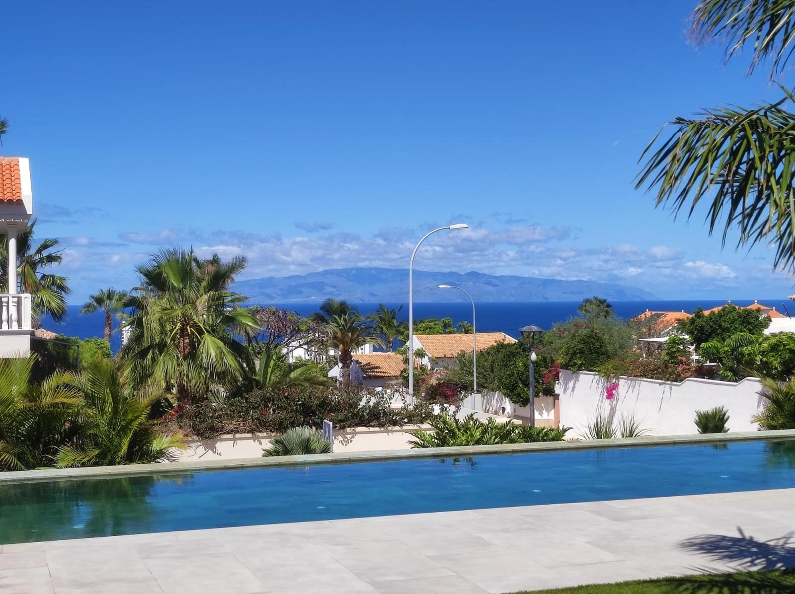 4 soverom Villa til salgs i Playa Paraiso med svømmebasseng garasje - € 5 500 000 (Ref: 8488851)