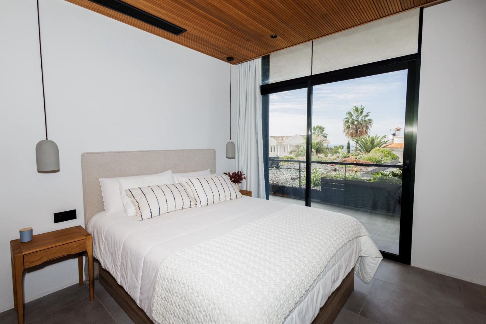 4 chambre Villa/Maison à vendre à Playa Paraiso avec piscine garage - 5 500 000 € (Ref: 8488851)