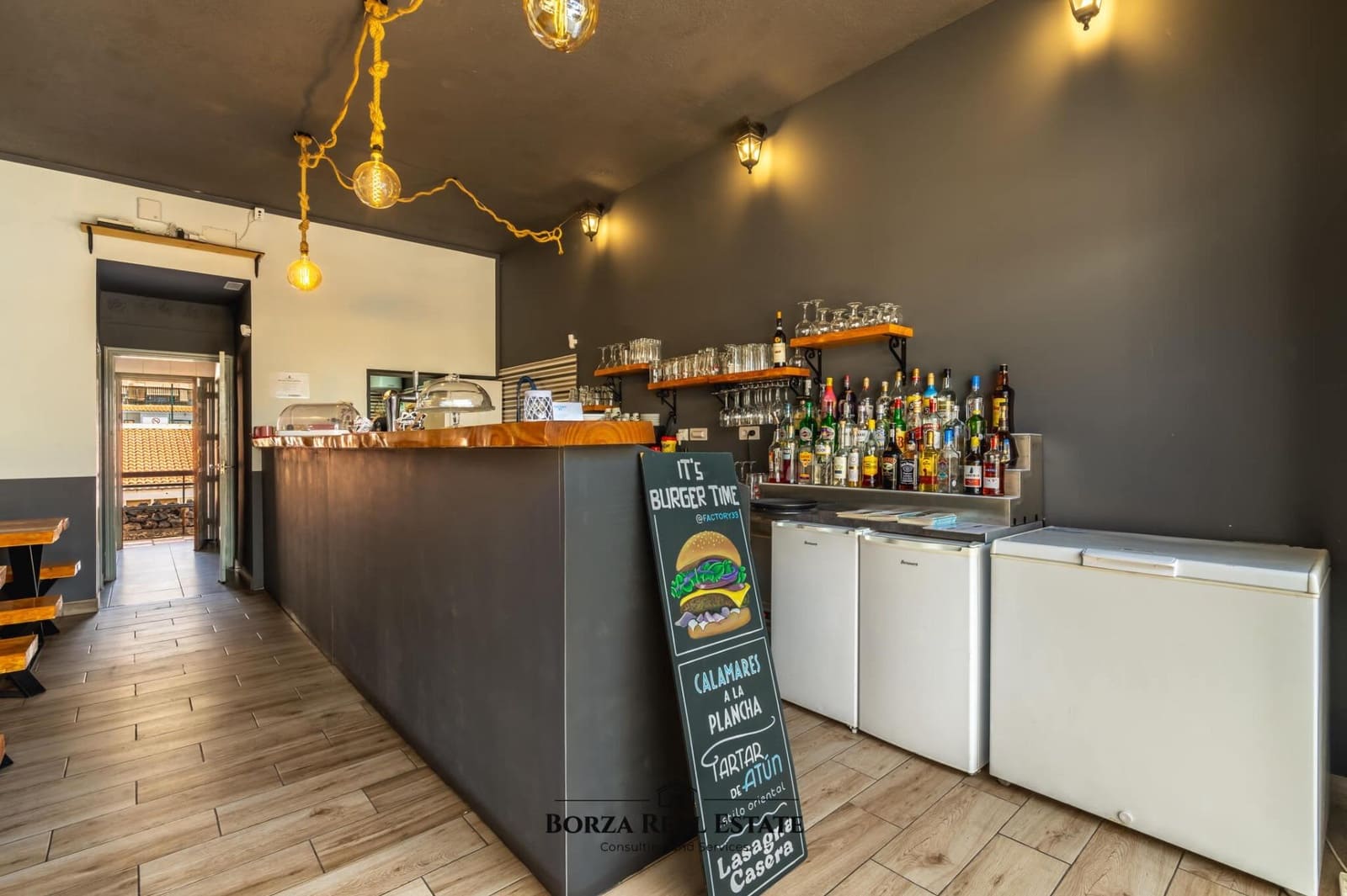 Komercyjne na sprzedaż w Los Cristianos - 64 000 € (Ref: 8529767)