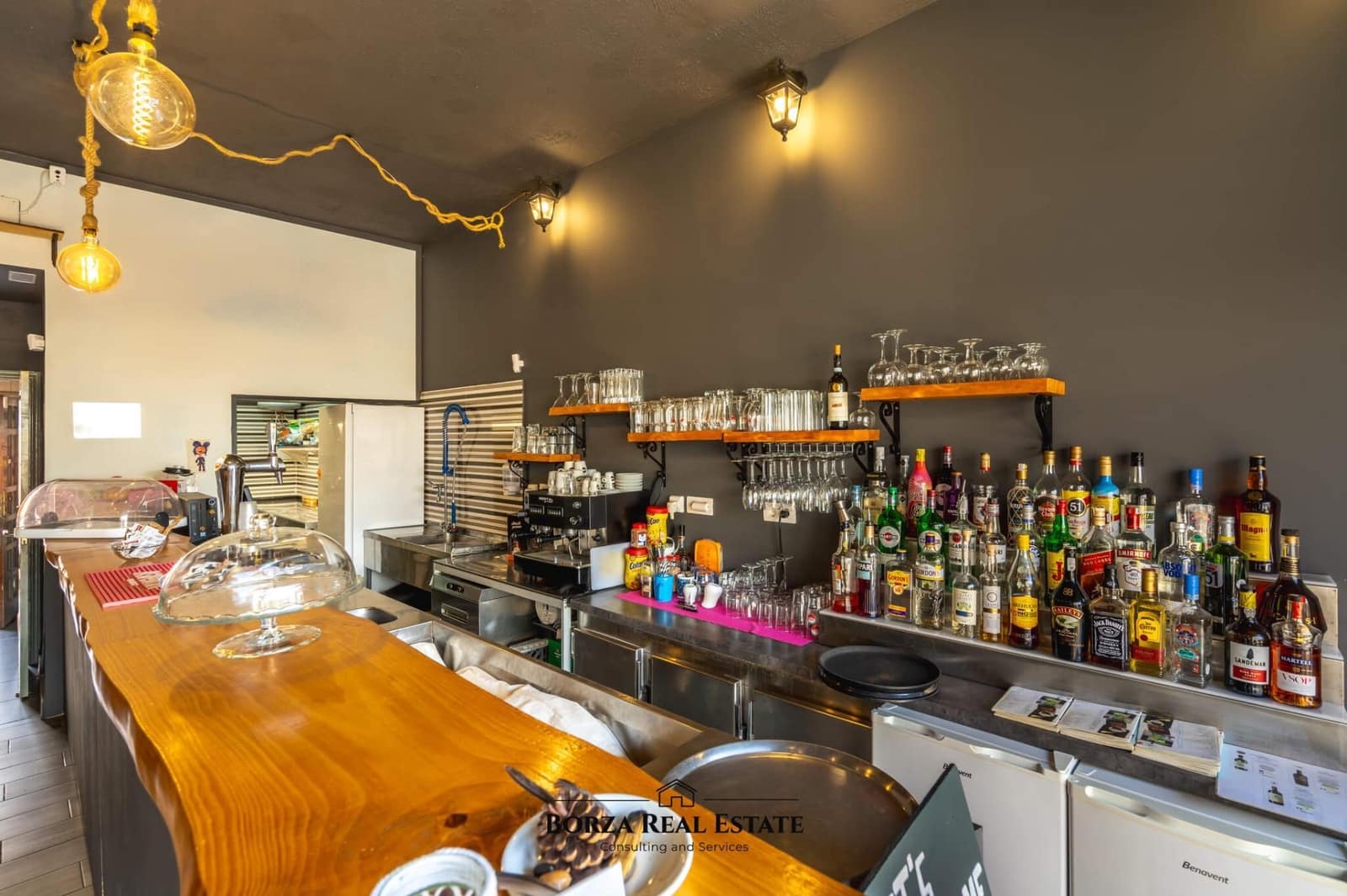 Komercyjne na sprzedaż w Los Cristianos - 64 000 € (Ref: 8529767)