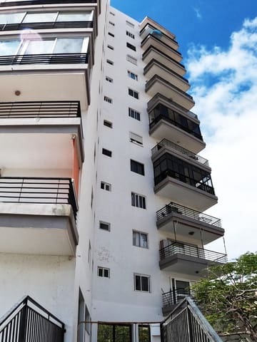 Kommersiell til leie i Los Cristianos, Arona - € 620 (Ref: 8582213)