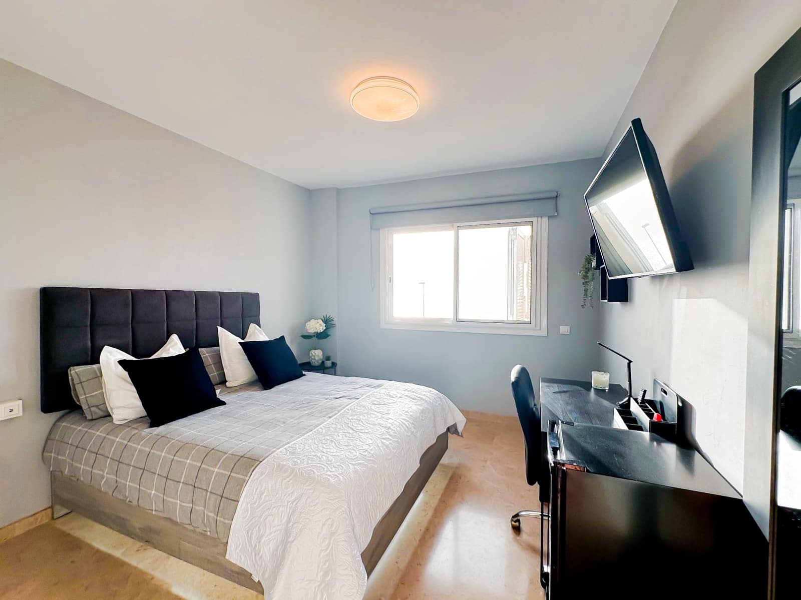 4 soveværelse Villa til salg i Puerto Santiago med swimmingpool garage - € 1.150.000 (Ref: 8699896)