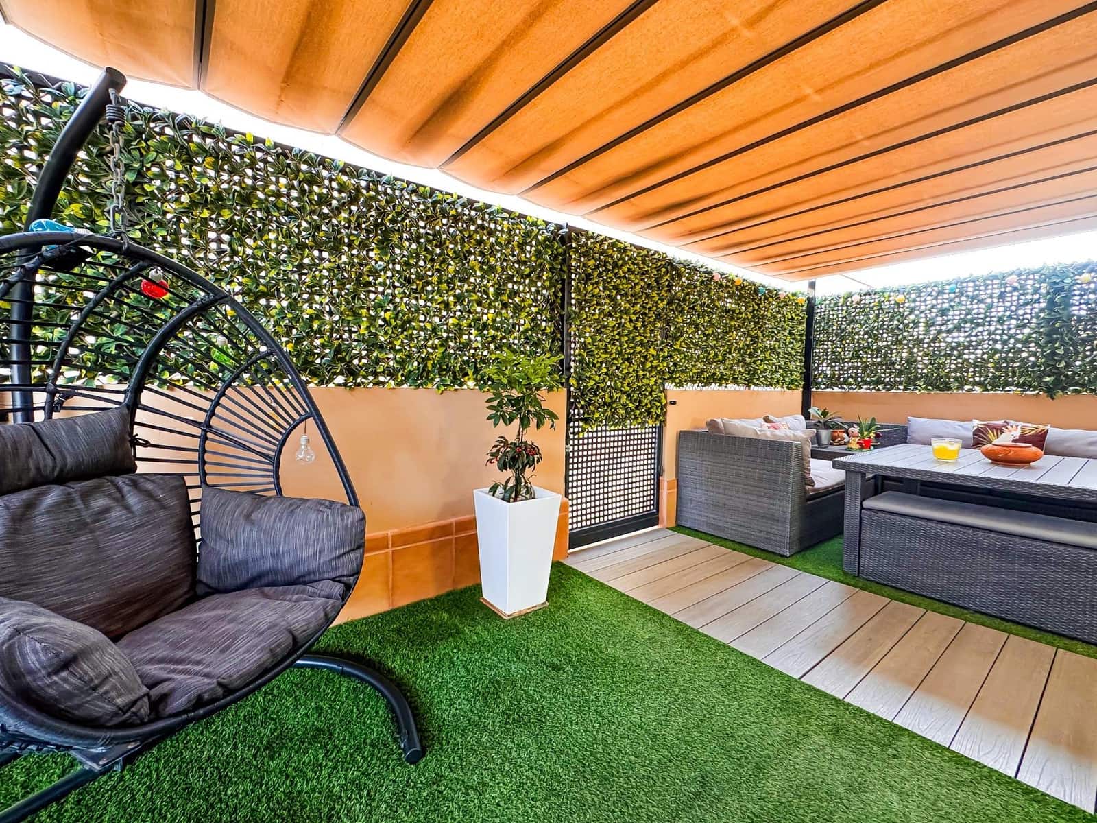 4 slaapkamer Villa te koop in Puerto Santiago met zwembad garage - € 1.150.000 (Ref: 8699896)