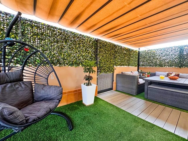 4 makuuhuone Huvila myytävänä paikassa Puerto Santiago, Santiago del Teide mukana uima-altaan 
autotalli - 1 150 000 € (Ref: 8699896)