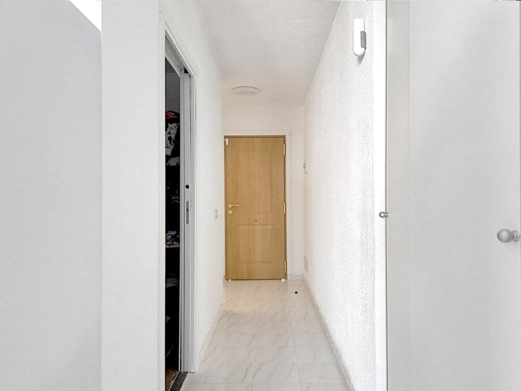 2 soveværelse Lejlighed til salg i Los Cristianos med swimmingpool - € 299.000 (Ref: 8838729)