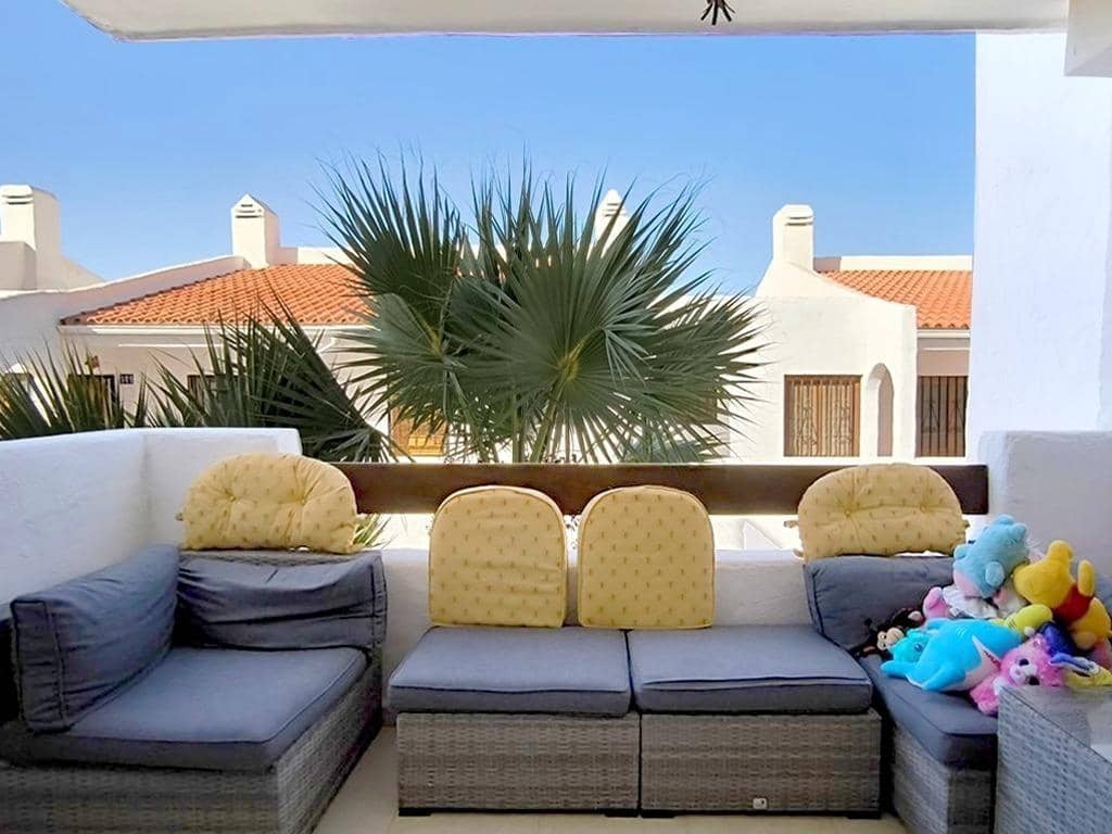 2 soveværelse Lejlighed til salg i Los Cristianos med swimmingpool - € 299.000 (Ref: 8838729)