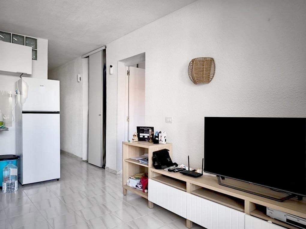 2 soveværelse Lejlighed til salg i Los Cristianos med swimmingpool - € 299.000 (Ref: 8838729)