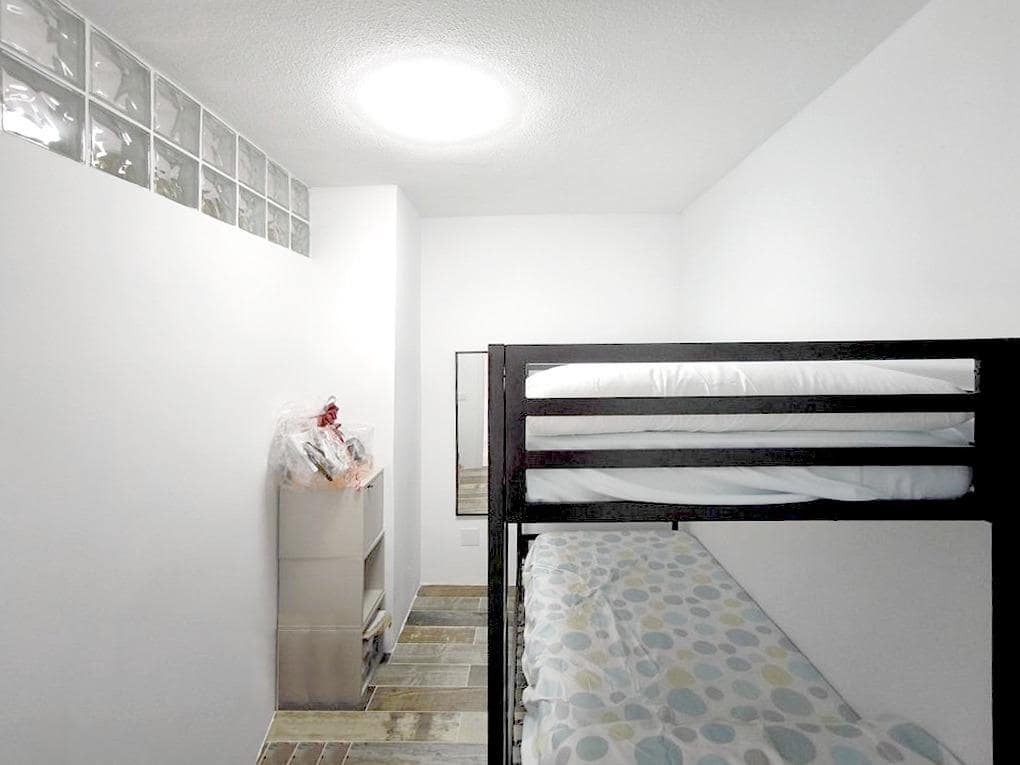 2 soveværelse Lejlighed til salg i Los Cristianos med swimmingpool - € 299.000 (Ref: 8838729)