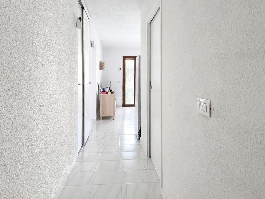 2 soveværelse Lejlighed til salg i Los Cristianos med swimmingpool - € 299.000 (Ref: 8838729)