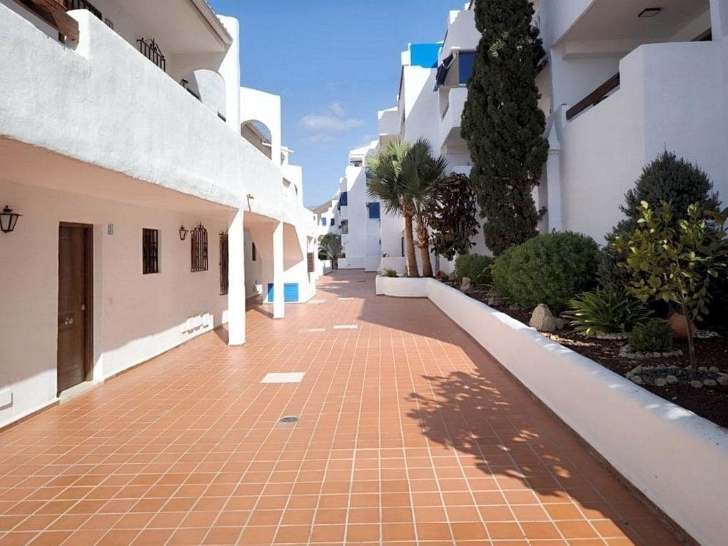 2 soveværelse Lejlighed til salg i Los Cristianos med swimmingpool - € 299.000 (Ref: 8838729)