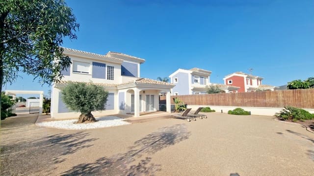 3 makuuhuone Huvila myytävänä paikassa Purias, Lorca mukana 
autotalli - 240 000 € (Ref: 8845483)