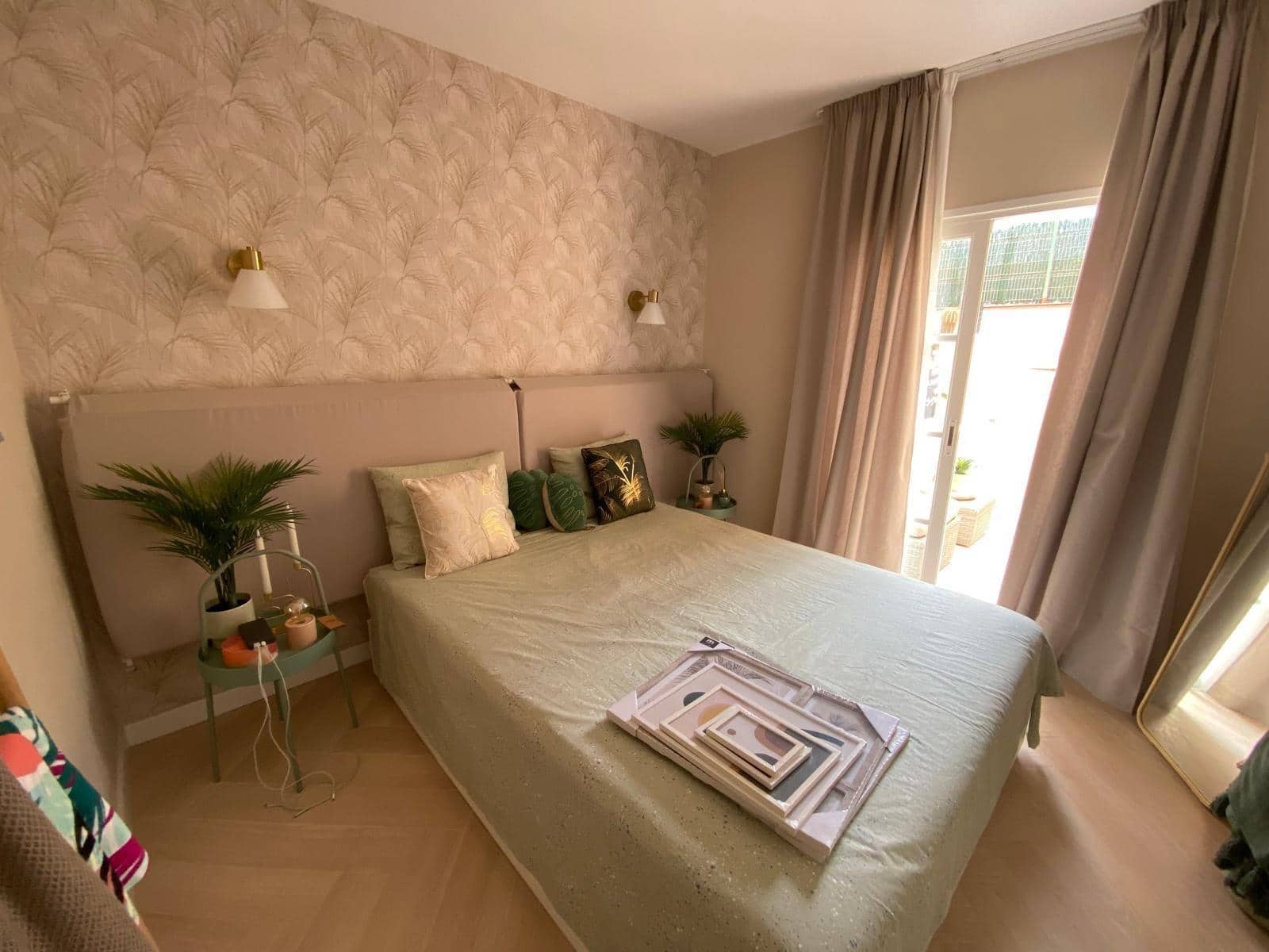 Virksomhed til salg i Los Cristianos - € 219.000 (Ref: 8880081)