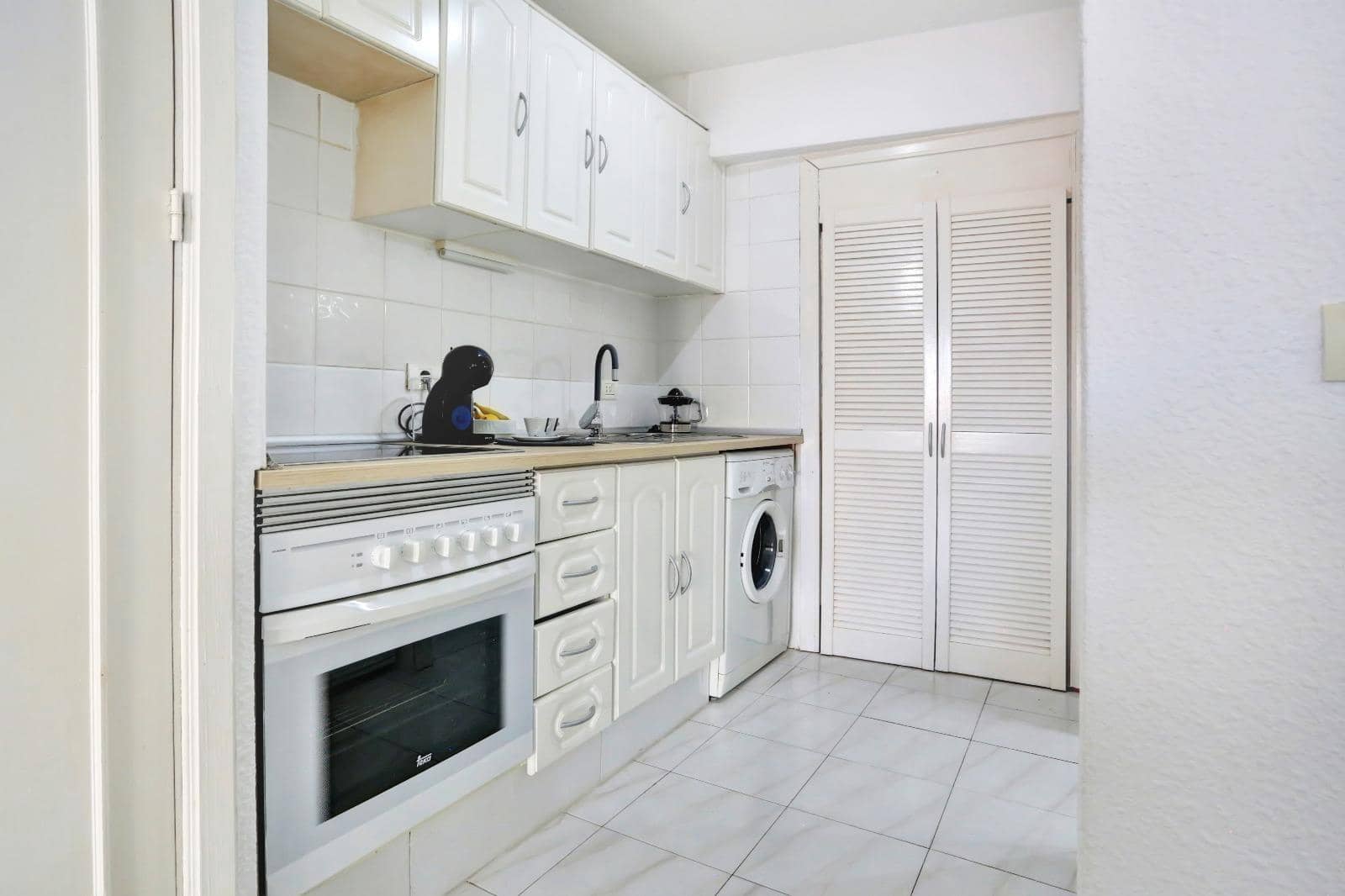 Studio til salgs i Los Cristianos med svømmebasseng - € 193 000 (Ref: 8928724)