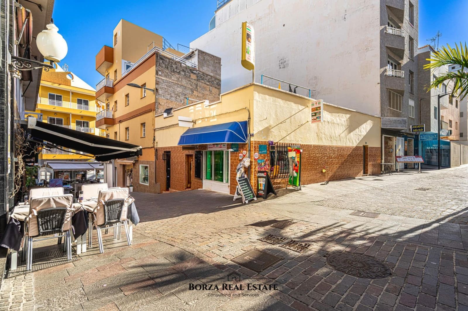 Kommersiell til salgs i Los Cristianos - € 169 900 (Ref: 8936971)