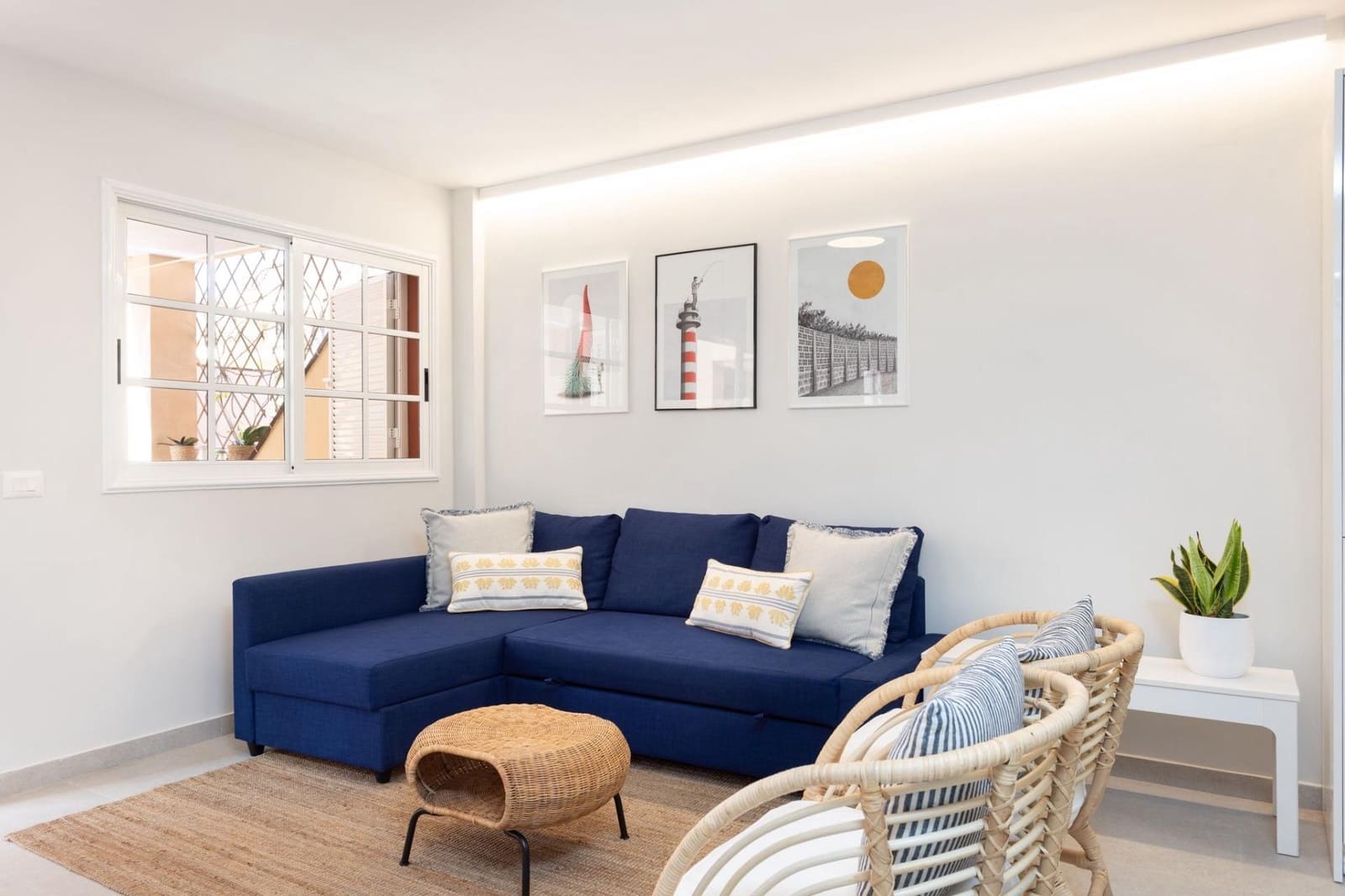 2 bedroom Apartment for rent in Los Cristianos with pool - € 1,500 (Ref: 9187050)