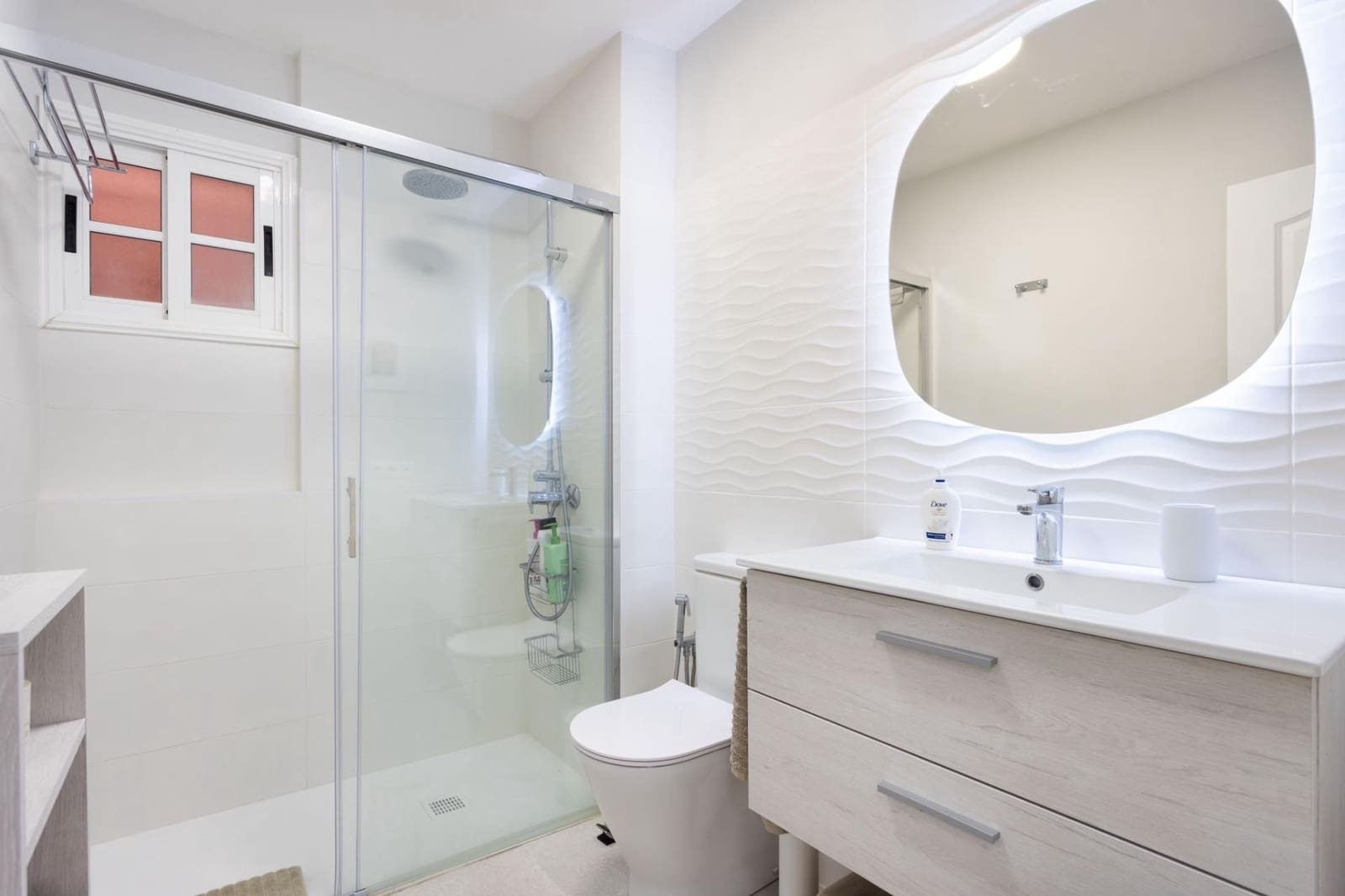 2 bedroom Apartment for rent in Los Cristianos with pool - € 1,500 (Ref: 9187050)