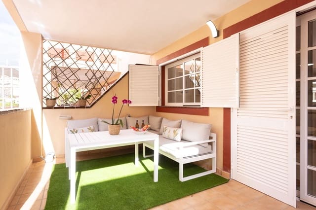 2 bedroom Apartment for rent in Los Cristianos, Arona with pool - € 1,500 (Ref: 9187050)