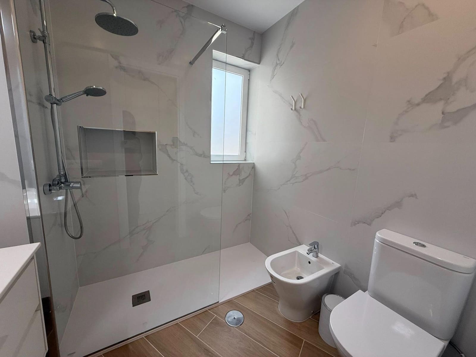 Appartement de 2 chambres à louer à Chayofa avec piscine - 1 700 € (Ref: 9269835)