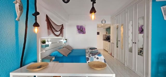 Studio til salg i Los Cristianos, Arona med swimmingpool - € 199.000 (Ref: 9308606)