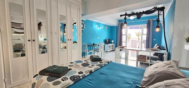 Estúdio para venda em Los Cristianos, Arona com piscina - 199 000 € (Ref: 9308606)