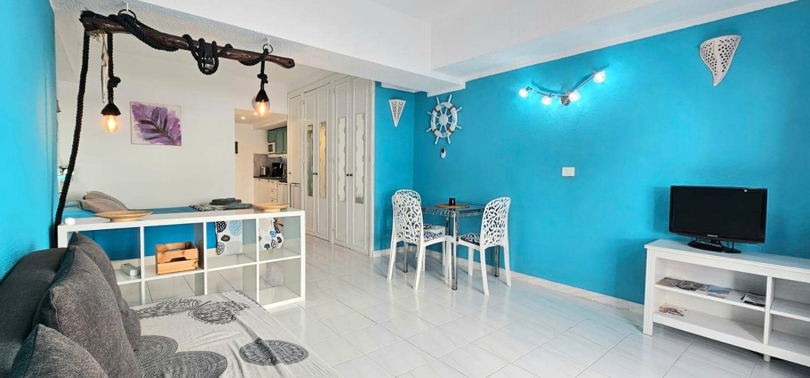 Studio til salgs i Los Cristianos med svømmebasseng - € 199 000 (Ref: 9308606)