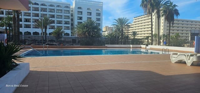 1 Zimmer Apartment zu vermieten in Playa de las Americas, Arona mit Pool - 1.500 € (Ref: 9343250)