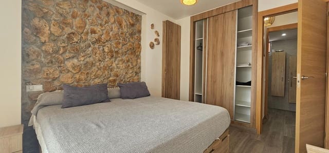 1 sovrum Lägenhet att hyra i Playa de las Americas, Arona med pool - 1 250 € (Ref: 9343250)