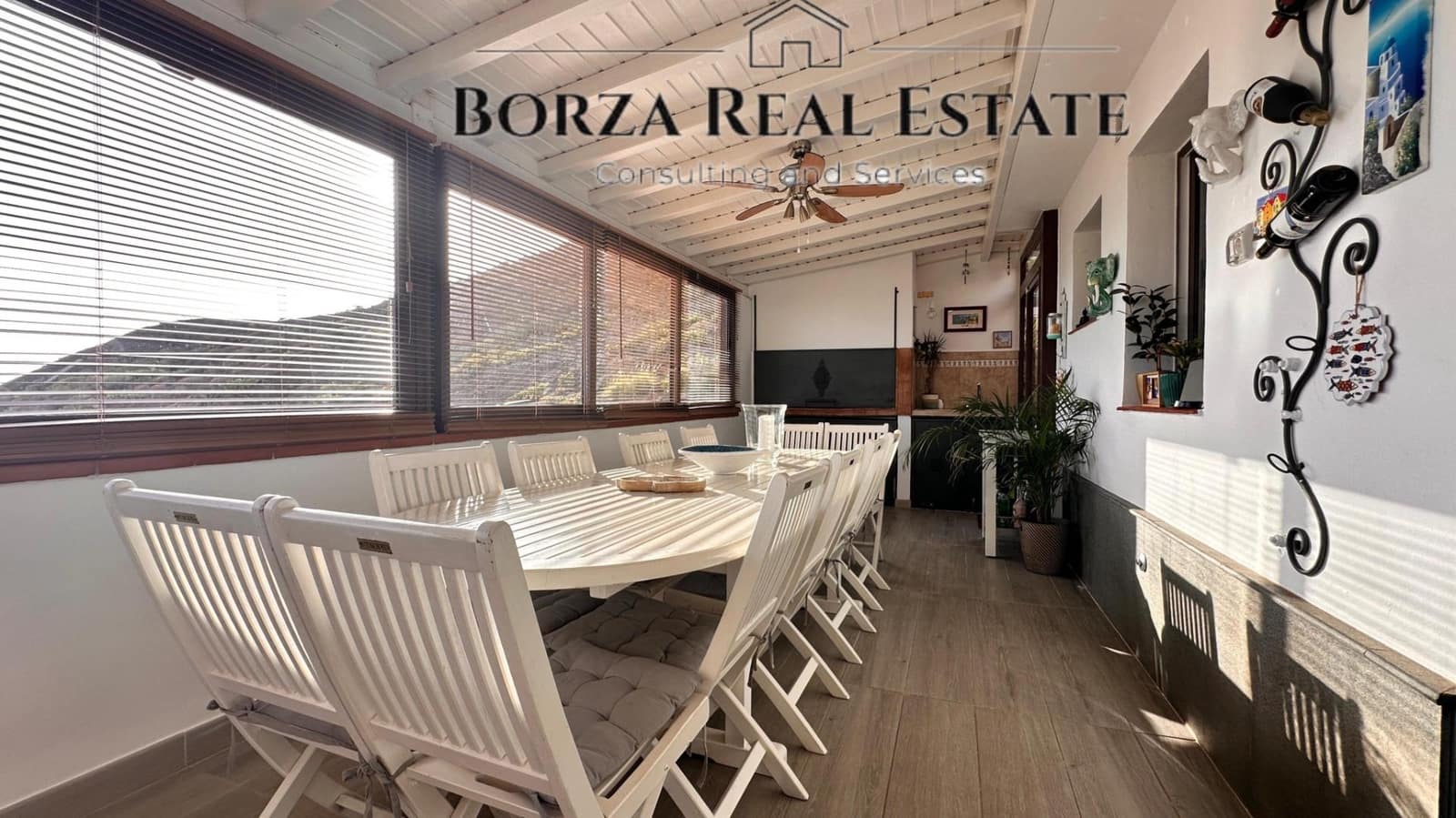 4 sovrum Radhus till salu i El Madronal med pool garage - 630 000 € (Ref: 9347425)