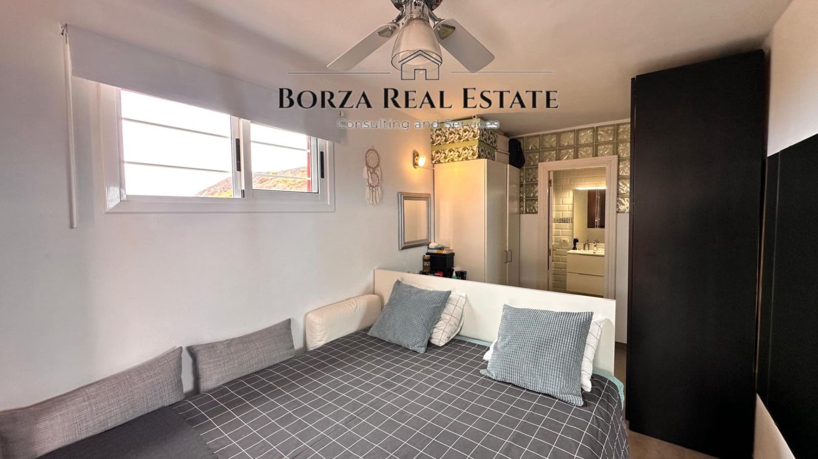 4 sovrum Radhus till salu i El Madronal med pool garage - 630 000 € (Ref: 9347425)