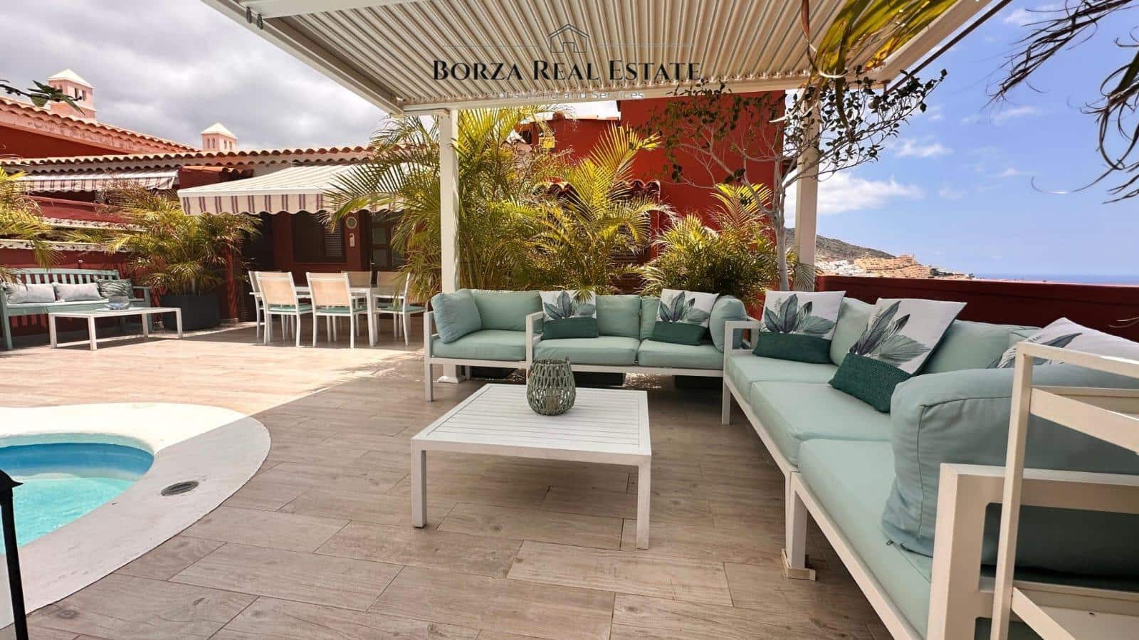 Adosado de 4 habitaciones en El Madroñal en venta con piscina garaje - 630.000 € (Ref: 9347425)