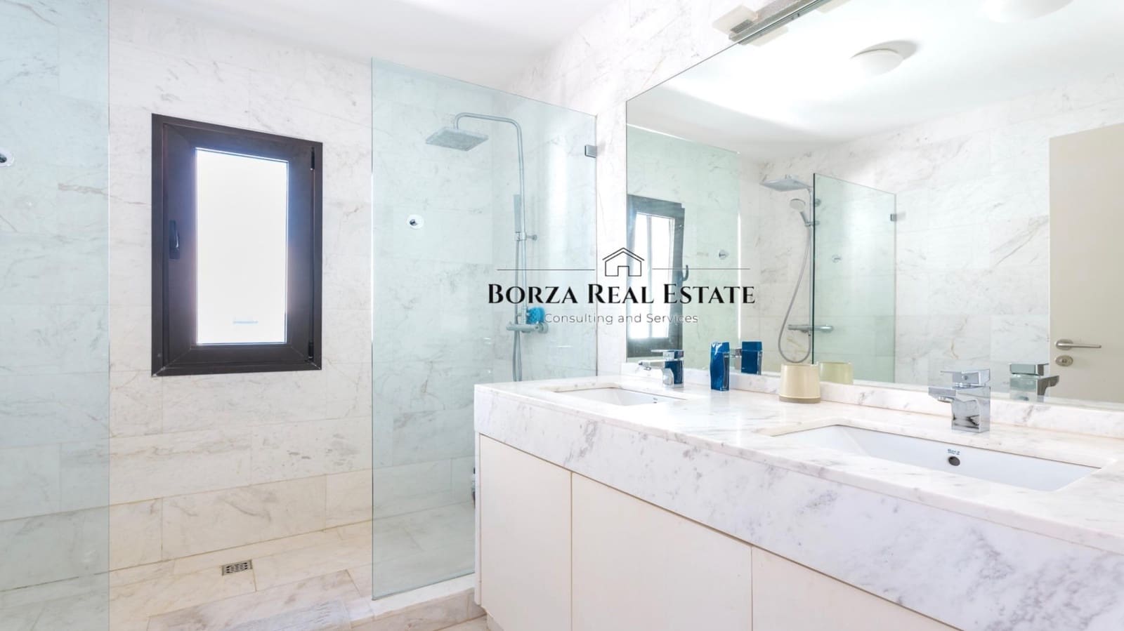 4 sypialnia Willa na sprzedaż w Costa Adeje z basenem garażem - 2 730 000 € (Ref: 9349653)