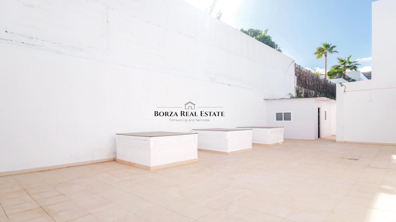 4 sypialnia Willa na sprzedaż w Costa Adeje z basenem garażem - 2 730 000 € (Ref: 9349653)