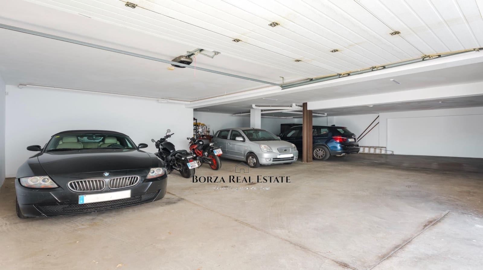 4 makuuhuone Huvila myytävänä paikassa Costa Adeje mukana uima-altaan 
autotalli - 2 730 000 € (Ref: 9349653)